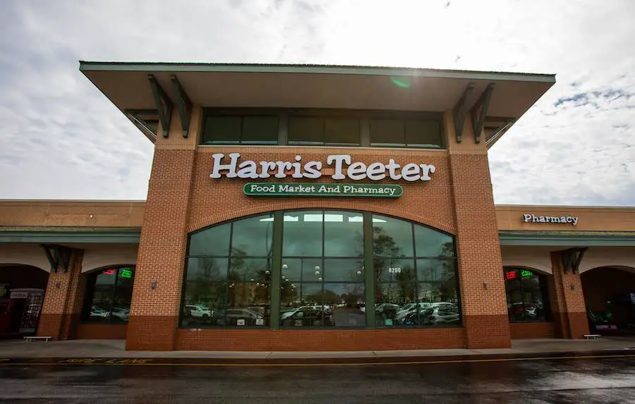 Harris Teeter Store Front